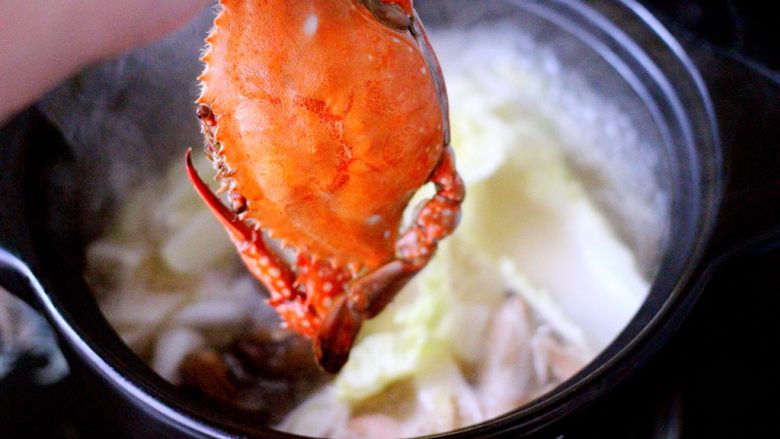什锦海鲜寿喜锅,加上梭子蟹