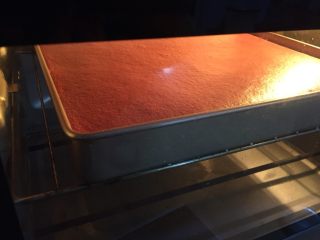 红丝绒蛋糕卷,150烤20分钟即可
