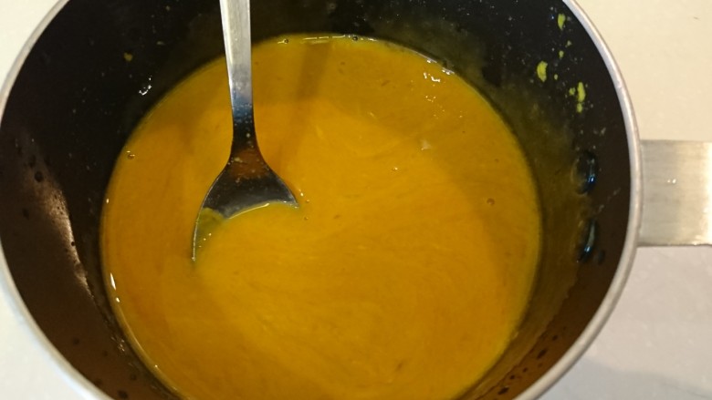 西洋菜柚子沙拉,調勻即可！蜂蜜芥末醬真的非常簡單又好吃！