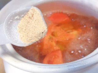 牛肉炖西红柿「高压锅加砂锅省时版」,必须有胡椒粉，大概7g