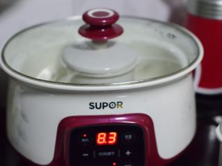 白胡椒猪肚鸡蛋煲,采用精华炖模式，炖三个半小时。图中所示为预约完成时间。