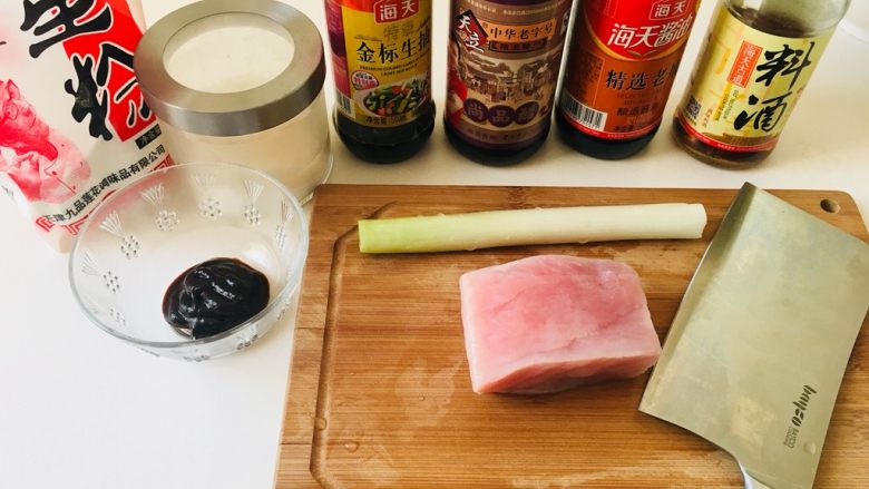 京酱肉丝
                    ——附春饼做法,用料准备