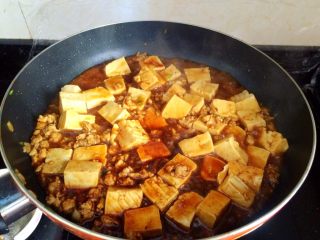 家常肉末豆腐,小火煮5分钟