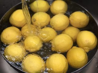 百变水果-柠檬膏,冲洗干净