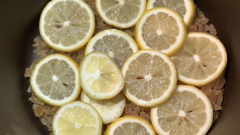 百变水果-柠檬膏,一层黄冰糖一层柠檬片