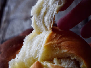 酸奶老面包-可以拉丝的面包
