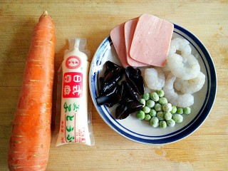 脆皮日式豆腐,准备食材。