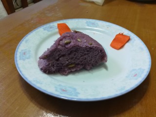 好看又好吃的紫薯发糕,装盘了，好看吗？