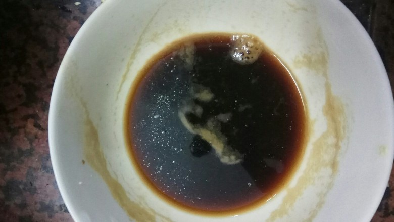咖啡马卡龙​（意式）,​速溶咖啡用极少量水融化