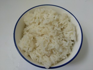 菠萝咖喱饭,米饭弄散。