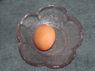 肉碎葱花鸡蛋卷,准备一个鸡蛋