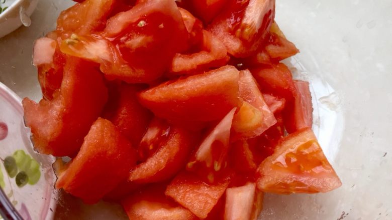红掌拨清波➕番茄木耳烩花菜,番茄切小块