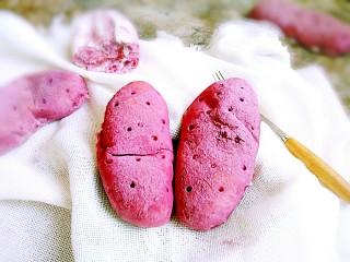 仿真紫薯包（蔓越莓麻薯馅）