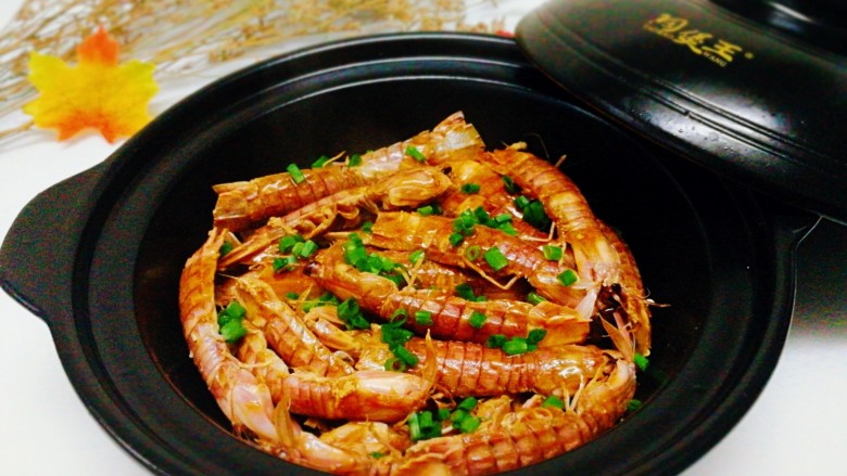 年夜饭--油焖皮皮虾,特别好吃，非常入味 ，下酒菜首选，😜😜😜😜😜😜