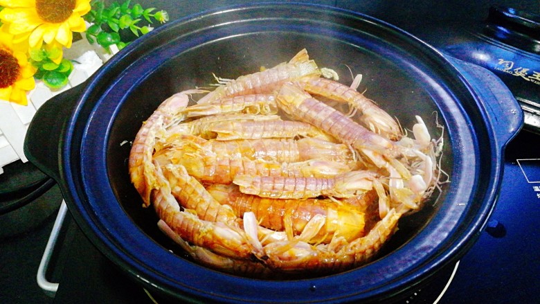年夜饭--油焖皮皮虾,关火，香香哒