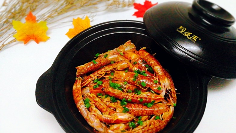 年夜饭--油焖皮皮虾,成品图