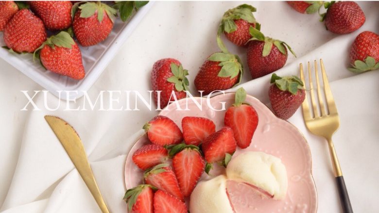 草莓奥利奥雪媚娘 | 大福,草莓香气索绕的下午茶🍓🎶