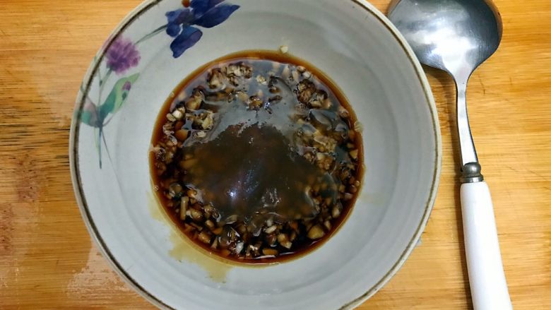 年夜饭の富贵荣华～腐皮蒸大虾,少许香油