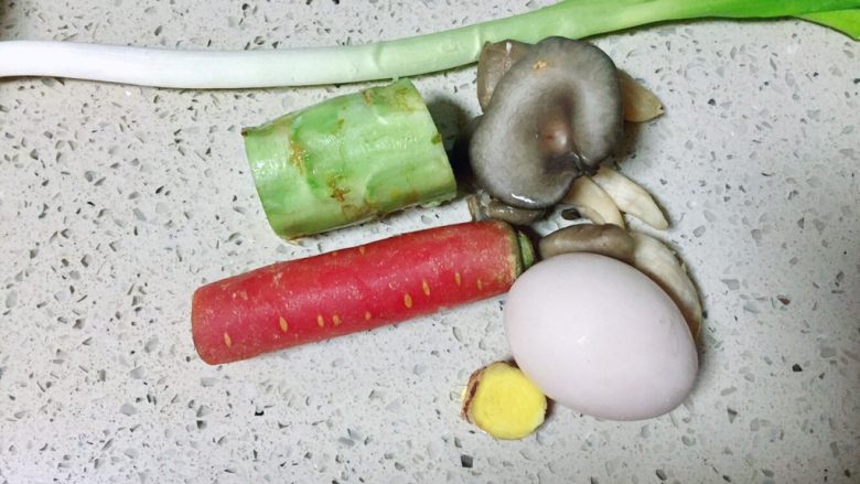 #春节健康菜#财源滚滚虾滑酿香菇,准备配料食材