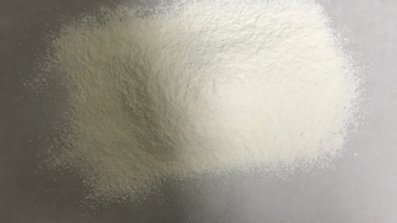 蜜红豆司康—星巴克版,面粉混合过筛
