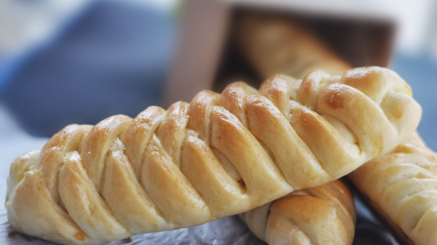肉松辫子面包- 肉松辫子面包做法、功效、食材- 网上厨房