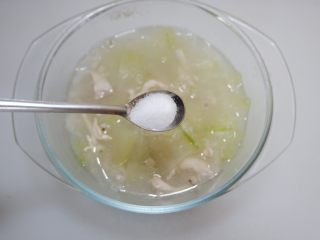 薏米冬瓜鸡丝汤—我的厨房无油烟,程序结束后，取出加盐