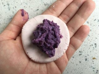 彩色糯米糍,加入紫薯泥