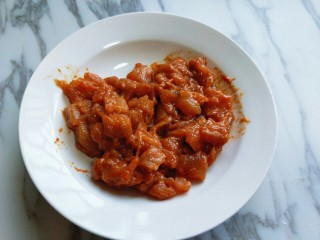 【快手下饭菜】豌豆炒鸡丁,买的半成品的鸡胸肉。