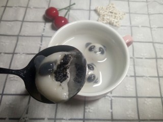 熊猫汤圆～幸福团团圆圆,我做的是低糖汤圆，喜欢更甜口味的可以多加糖。