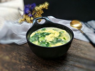 菠菜鸡蛋汤,来上一小碗，美美哒!

