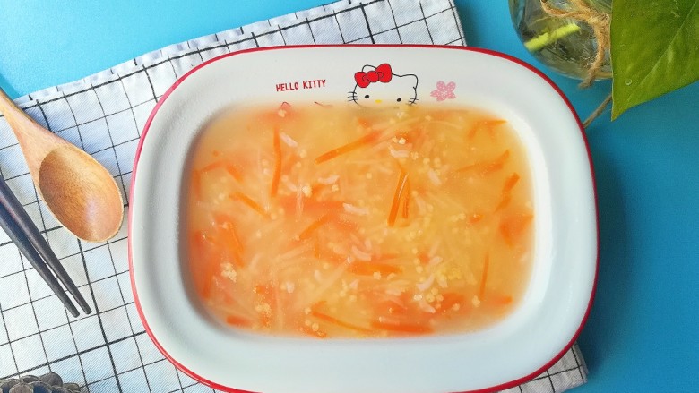 胡萝卜土豆双米粥,出锅喽