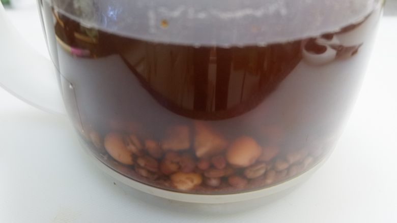 红豆茯苓莲子汤,煮好之后养生壶会有声音提示，时间为90分钟。