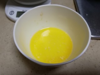 超级简单的核桃巧克力土司,黄油已经变成了液态