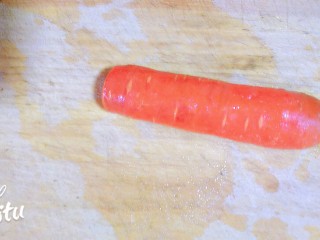 三彩蕨根粉,准备胡萝卜