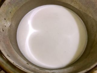 椰汁千层马蹄糕,这为生粉浆（下一步要用来做生熟浆）