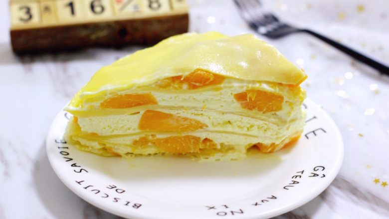 芒果千层蛋糕,冰藏后口感更佳！