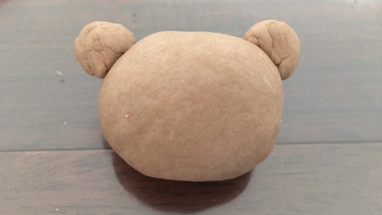 儿童面点系列之泰迪熊,做出熊的脑袋和耳朵