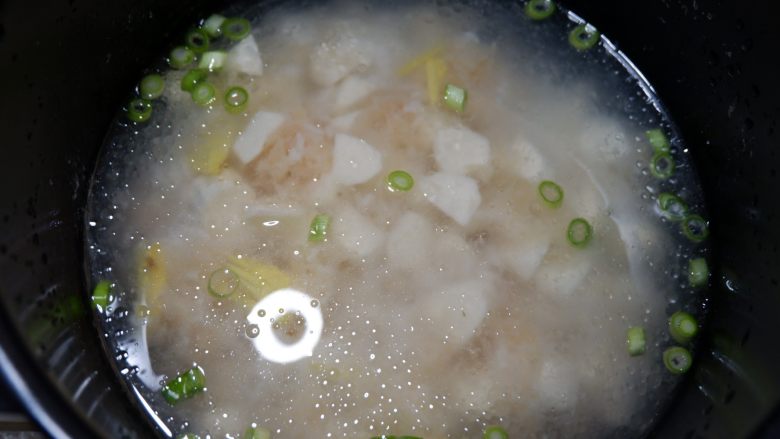 鸡茸粥,搅拌均匀，启动正常煮粥模式。