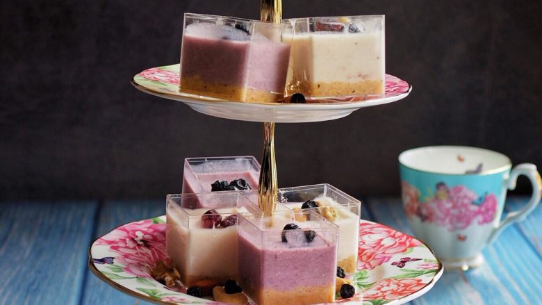 酸奶三色慕斯——有冰箱就能做的蛋糕,摆盘。