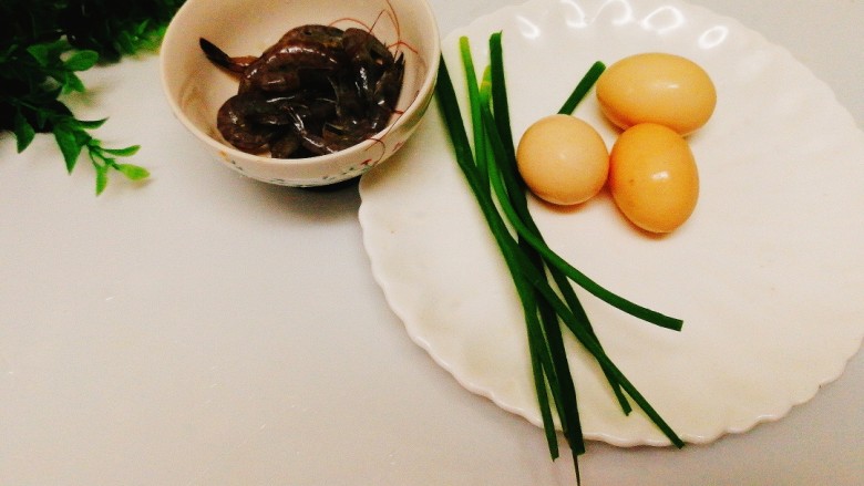 辅食计划+虾仁鸡蛋羹,准备好主食材