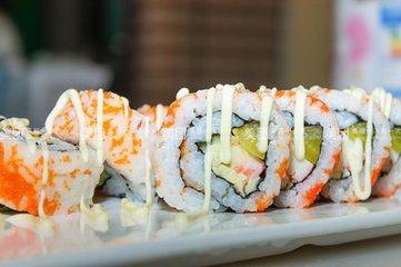 日本卖不出去的寿司，在北美却成为爆款