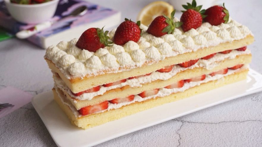 草莓层叠蛋糕