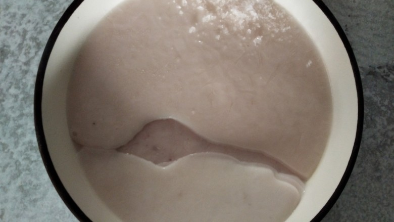 海洋世界~Smoothie bowl,冻好了的酸奶。