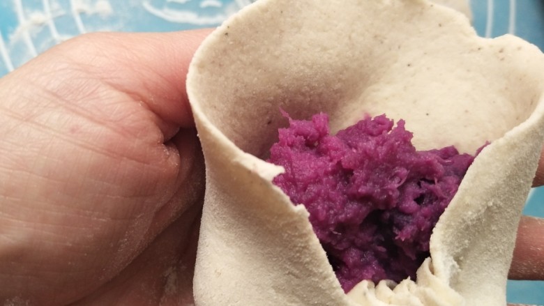 孝心包~无糖八珍紫薯包,包好口。
