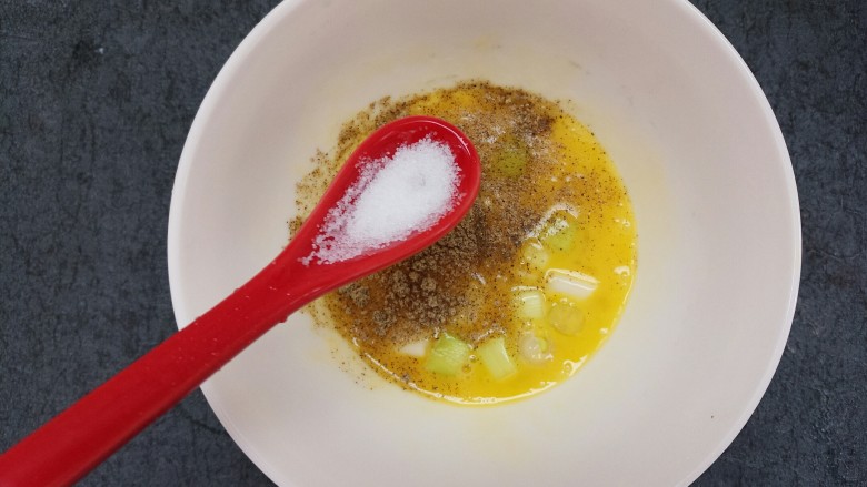 菌类料理+蟹味菇滑蛋,半勺盐