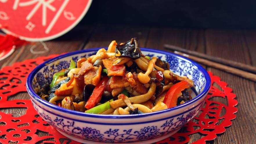 菌类料理――双菇辣炒和菜