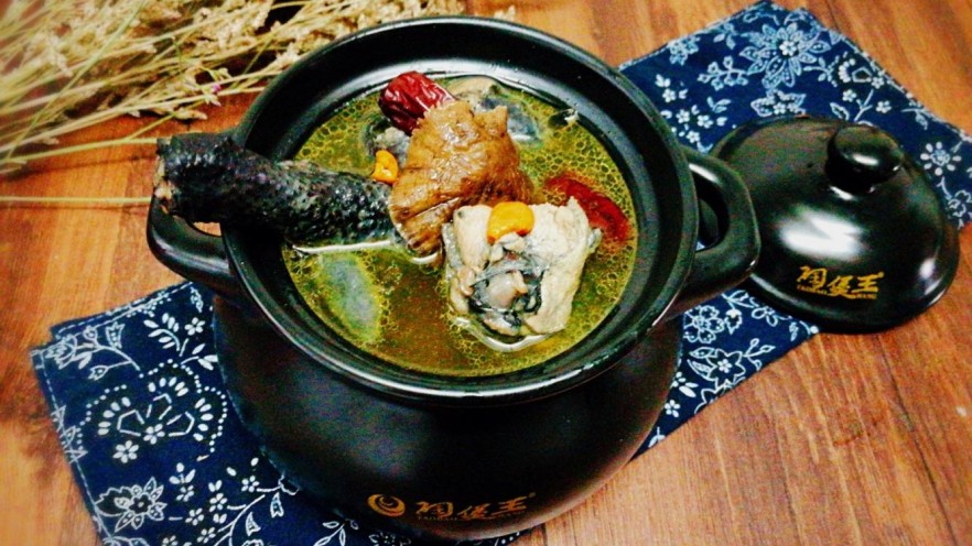 菌类料理+红枣榛蘑乌鸡汤