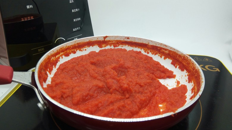 了不起的小番茄+意式番茄酱,这时番茄酱变的浓稠，就可以关火了