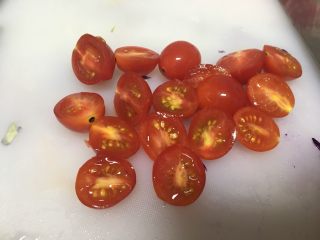 彩虹🌈沙拉🥗,小番茄切块