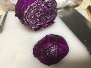 彩虹🌈沙拉🥗,紫甘蓝切丝